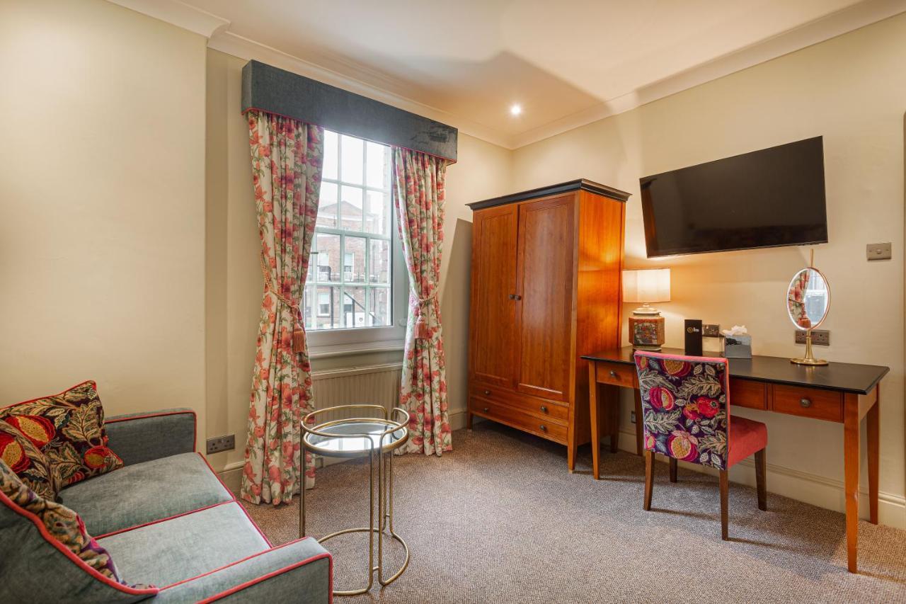 The Wynnstay Hotel, Oswestry, Shropshire Luaran gambar