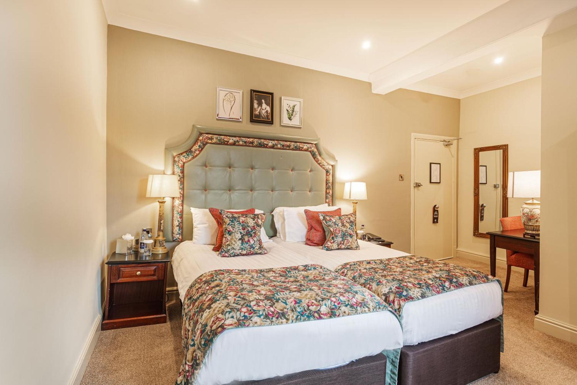 The Wynnstay Hotel, Oswestry, Shropshire Luaran gambar